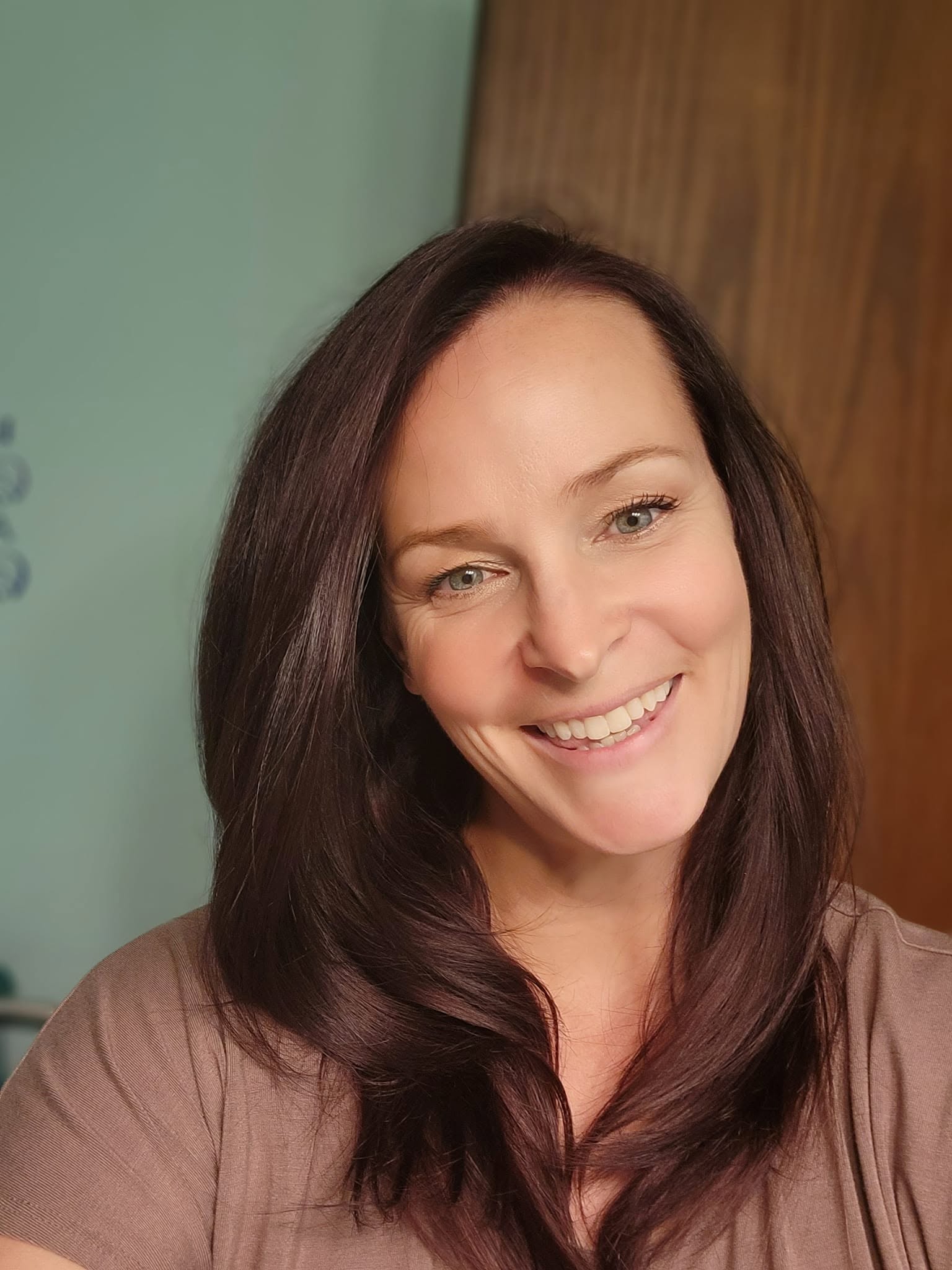 Angela Ernst